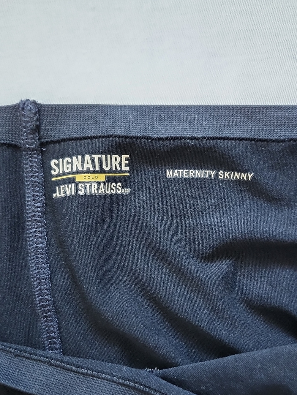 NWT Signature by Levi Strauss Gold Label Women's Maternity Skinny Jeans Size XS - Picture 8 of 11